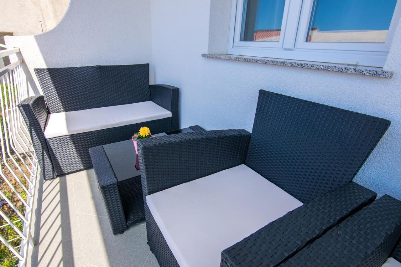Appartement Apartman Petra à Makarska Extérieur photo