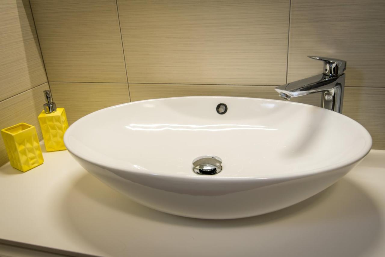 Appartement Apartman Petra à Makarska Extérieur photo